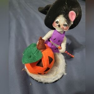 Annalee Collectible Halloween Mouse Witch With Pumpkin Brand New without Tags
